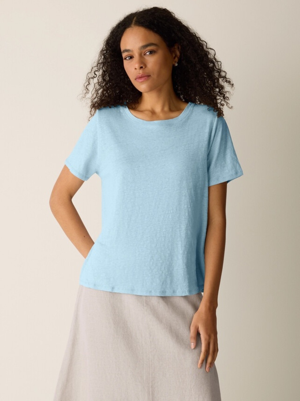 EILEEN FISHER • Organic Linen Jersey Crew Neck Tee light blue Large